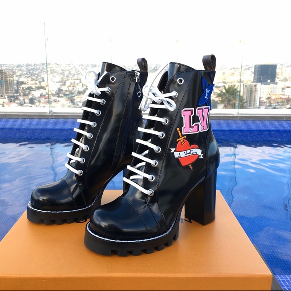 Never Used LOUIS VUITTON Star Trail Boots Size 36 - Picture 2 of 8